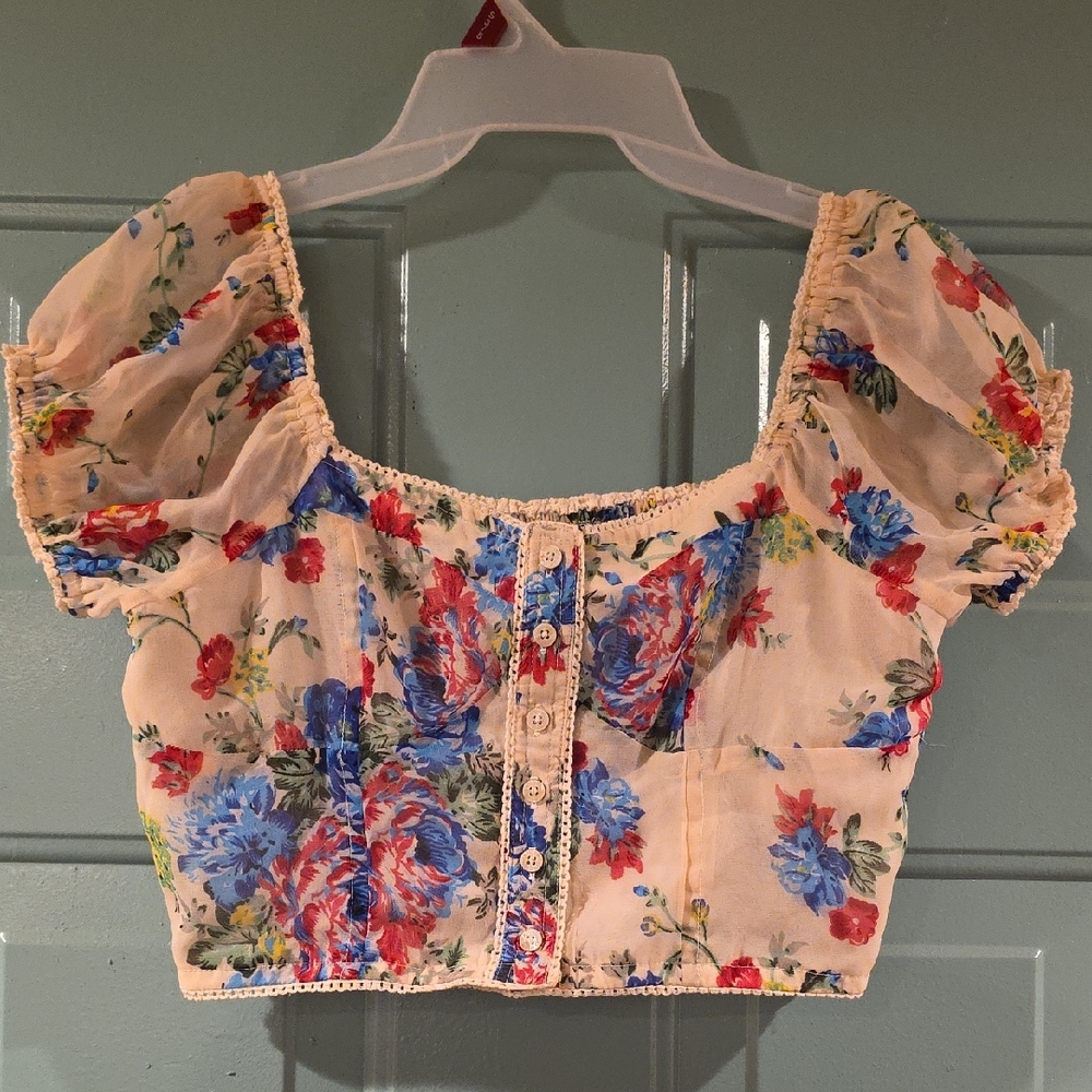 Puff Sleeve Crop Blouse